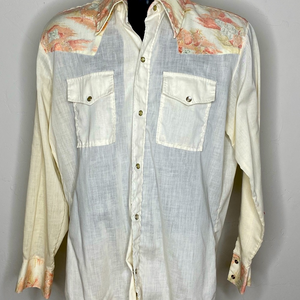 Vintage western,pearl snaps.
